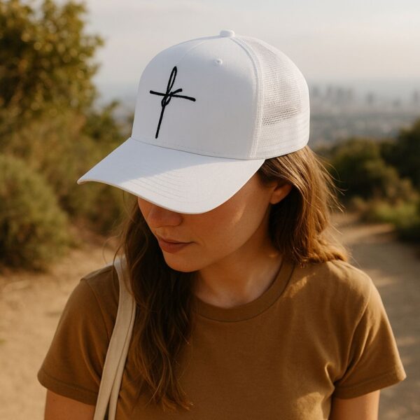 Boné Fé Branco Trucker Telinha Unissex - Imagem 2