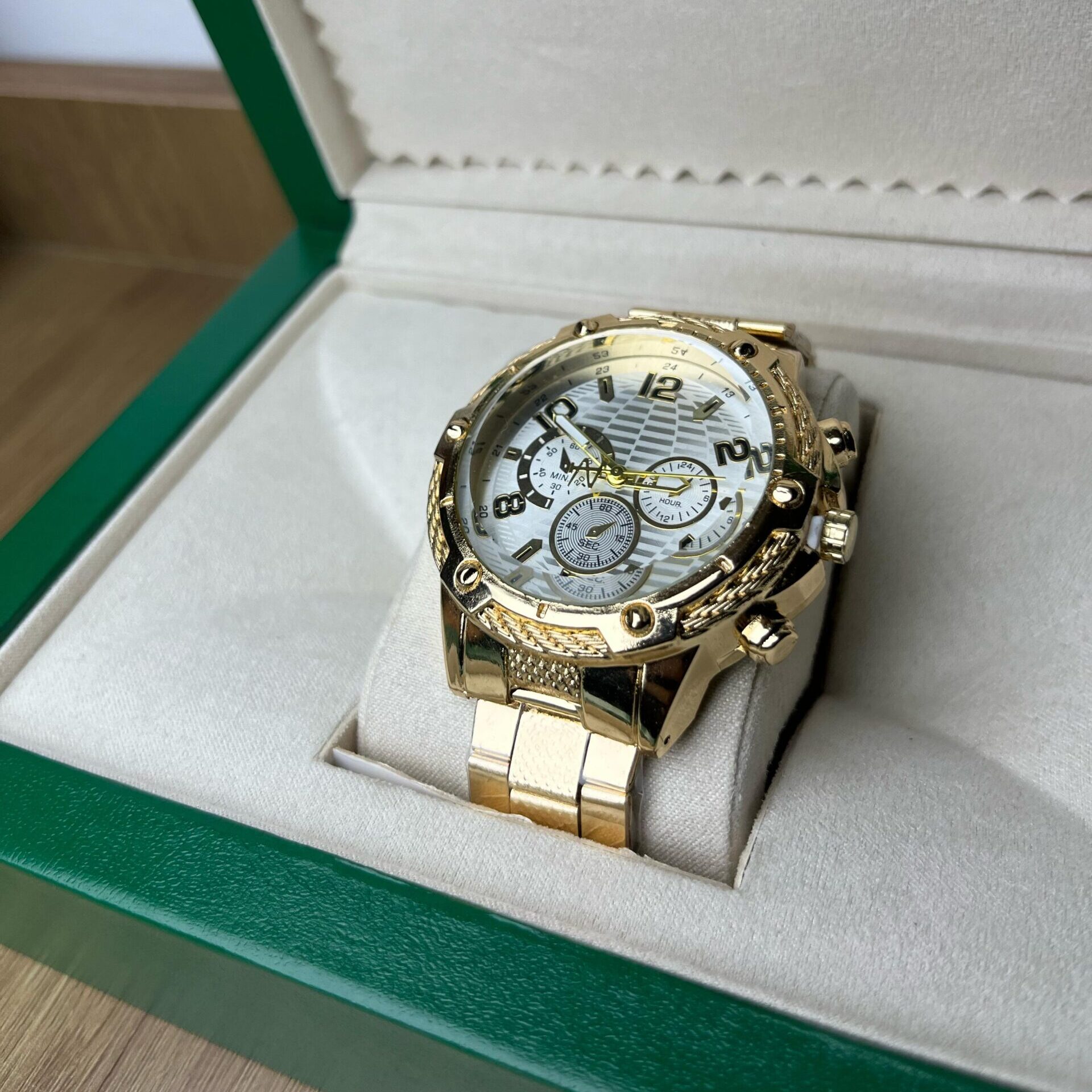 Relógio De Aço Dourado Masculino Aço Inoxidável